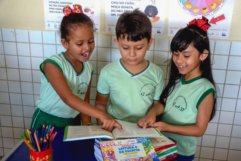 Seduc inicia 'Bora Alfabetizar' para potencializar alfabetização na idade certa 